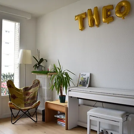 Spacious 1 Bedroom Near Parc Andre Citroen Apartament